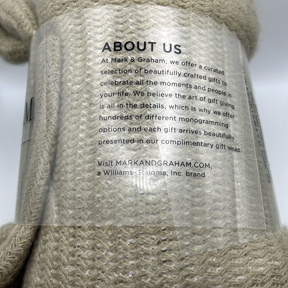 NWT Mark & Graham Knit Colorblock Throw Blanket - Picture 6 of 6